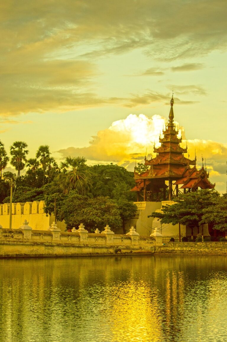 Best Solo Travel in Myanmar | 10 Experiences & Top Cities 2026